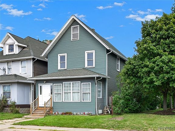 2nd image of 880 Hertel Ave
