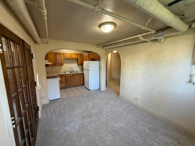 615 Washington St #7 — Photo 8