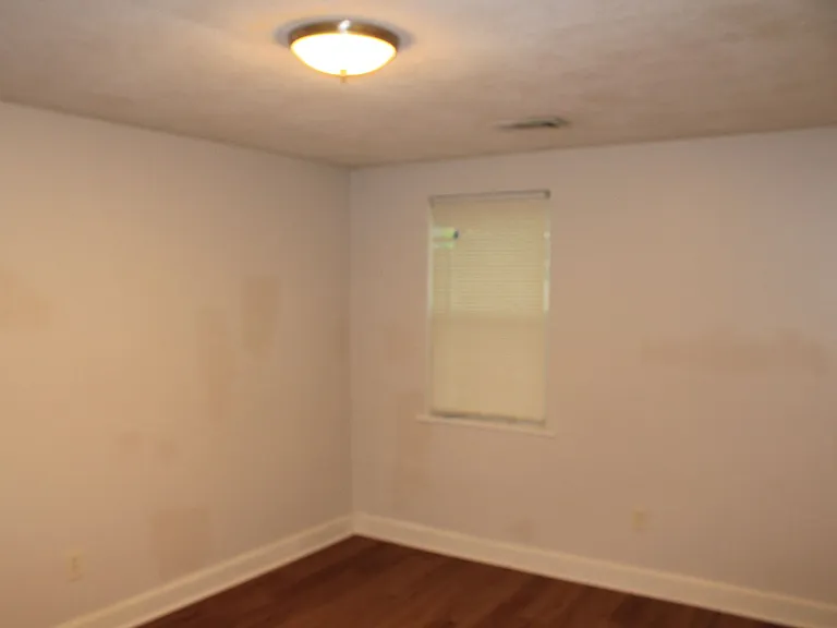 2355 Devere St — Photo 27