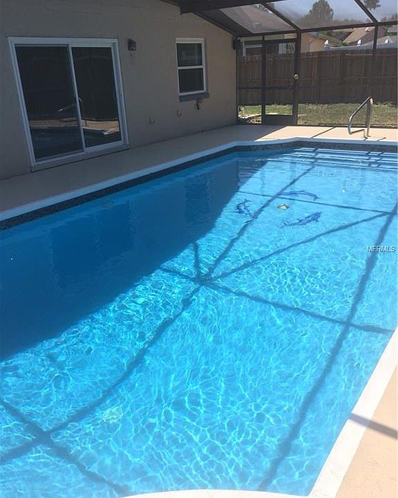 2nd image of 194 Coral Reef Cir