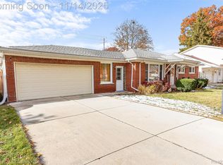 14212 Trenton Rd, Southgate, MI 48195