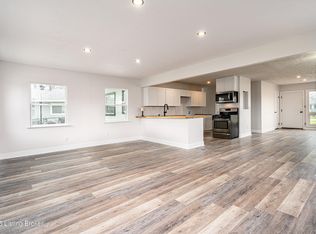 9109 Seaforth Dr, Louisville, KY 40258