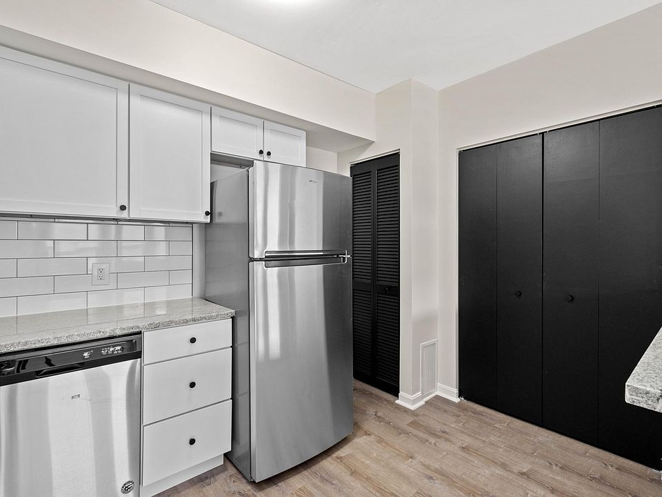 1st image of 648 Center Ave Unit 2