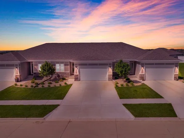 2463 Glen Ellen Rd, Sioux City, IA 51106
