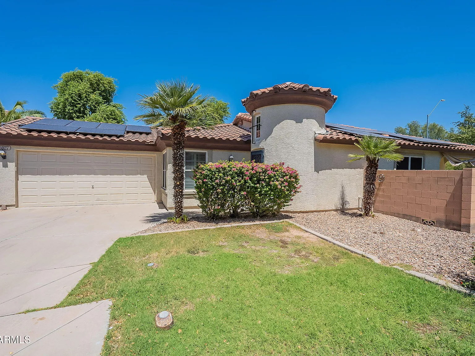 3 bed, 2.0 bath, 1670 sqft, $2,975 — Photo 3