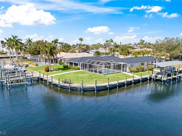 5374 Cobalt Ct, Cape Coral, FL 33904