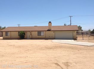 21747 Wren St, Apple Valley, CA 92308