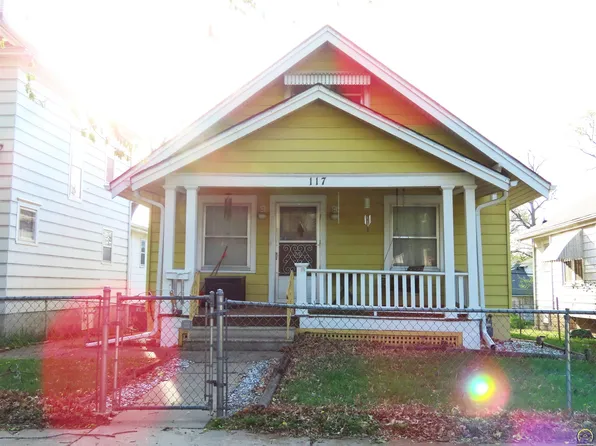 117 SW Buchanan St, Topeka, KS 66606
