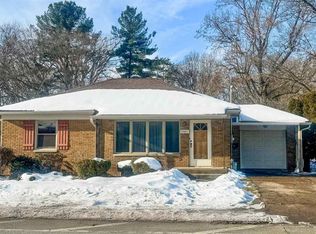 2601 7th St, East Moline, IL 61244
