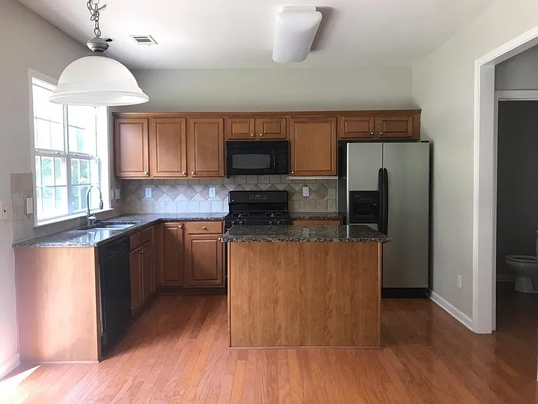 8930 Ruel Ln — Photo 4