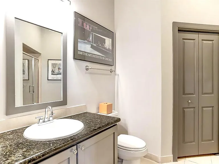 1010 Rosine St #20 — Photo 10