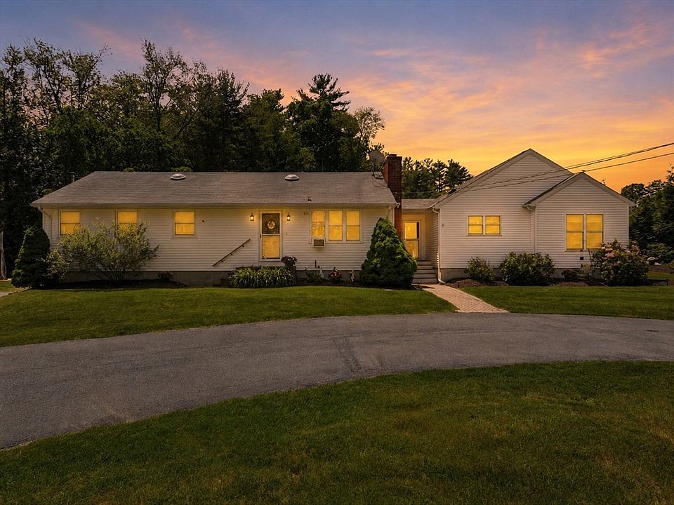 1st image of 4 Clermont Way