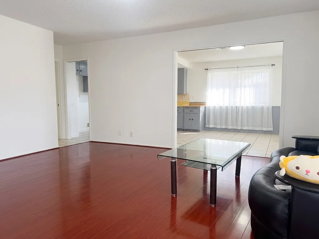 3 bed, 1247 sqft, $3,500 — Photo 4