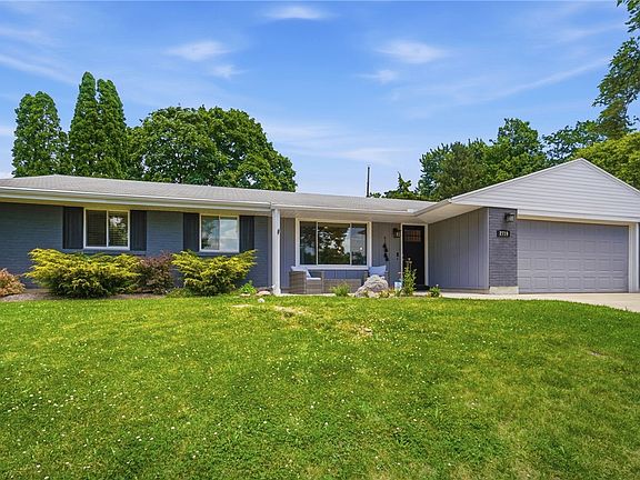 3rd image of 2719 Marigold Dr