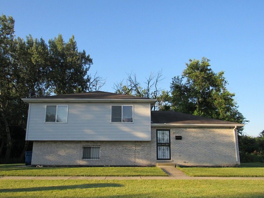 1st image of 14301 Lincoln Ave