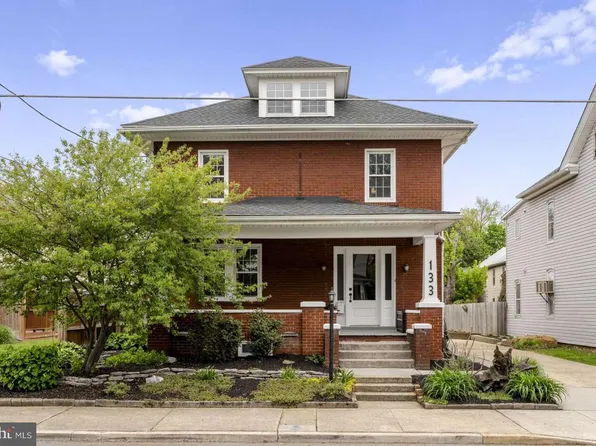 133 S Grant St, Manheim, PA 17545