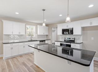 Anni, Broadway, NC 27505