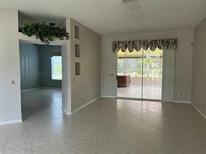 4th image of 3520 Ocita Dr