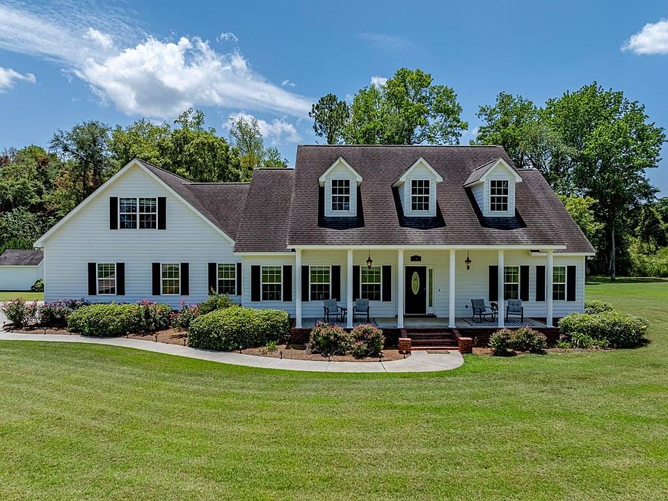 1st image of 48 Thomas Dr