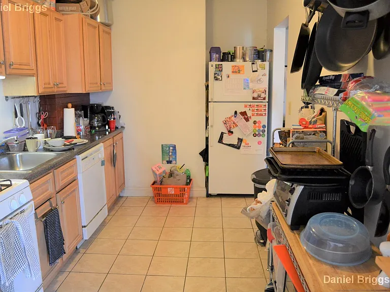 41 Egremont Rd #4 — Photo 6