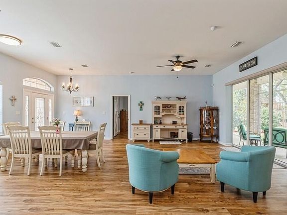 4th image of 4231 Cougar Cir