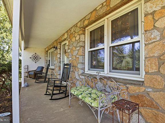 3rd image of 120 Harry Rd