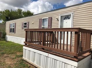 123 Peach Ln, Schertz, TX 78154