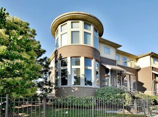 7707 York St, Forest Park, IL 60130