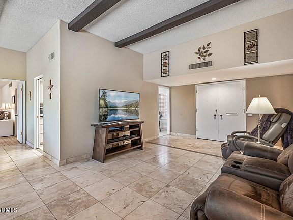 2nd image of 10701 W WEDGEWOOD Drive