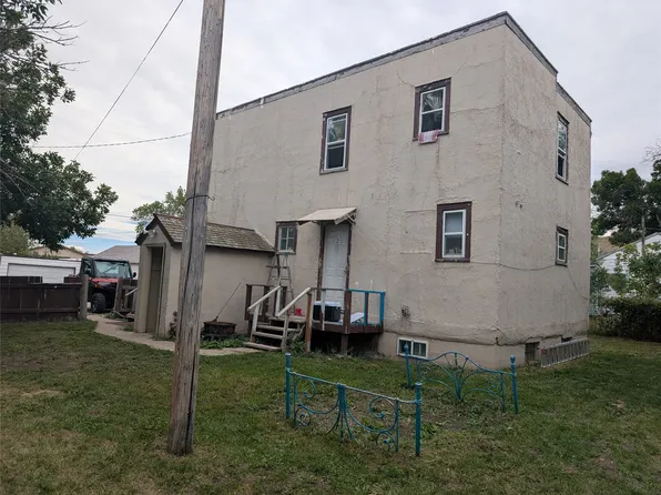 234 1st St SE, Shelby, MT 59474