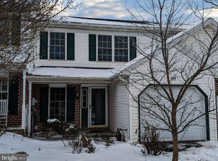 354 Crosswinds Dr, Lititz, PA 17543