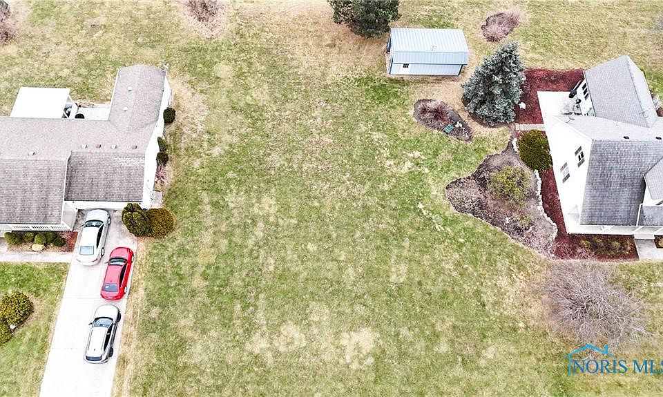 2nd image of 0 Centerfield Dr