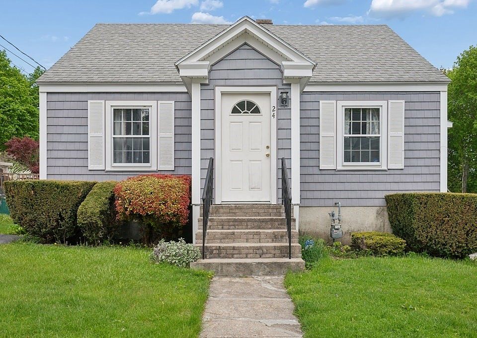 1st image of 24 Falmouth St