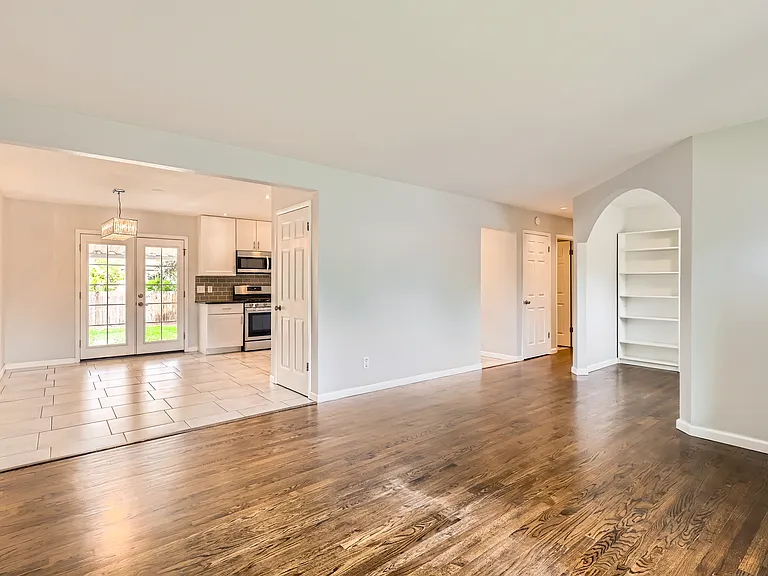 3066 S Wolff St — Photo 2