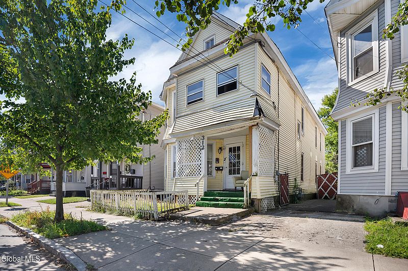 2nd image of 312 Duane Avenue