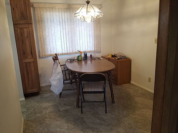 3rd image of 92 Shady Ln