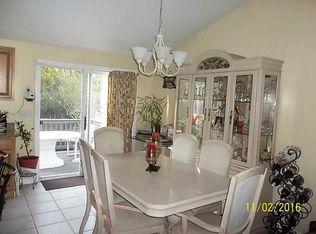 78 Vineyard Ave, Cumberland, RI 02864