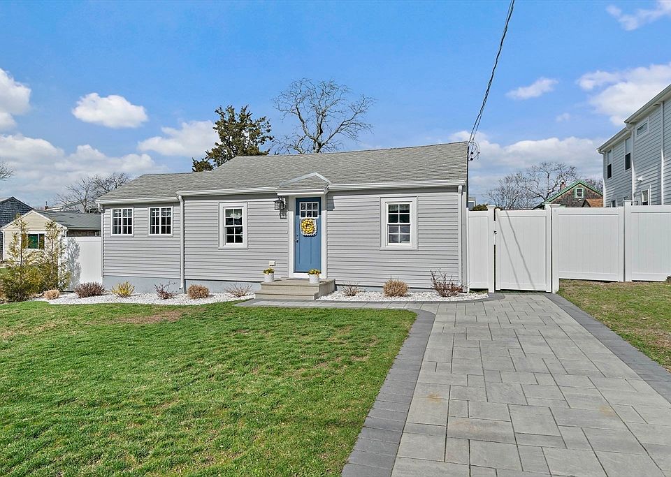 1st image of 68 Leland Rd