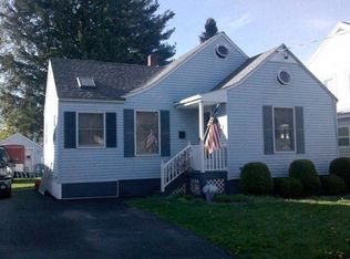 8 Fairdale Pl, Whitesboro, NY 13492