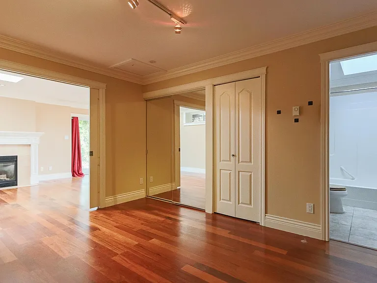 545 Thetford Pl — Photo 12