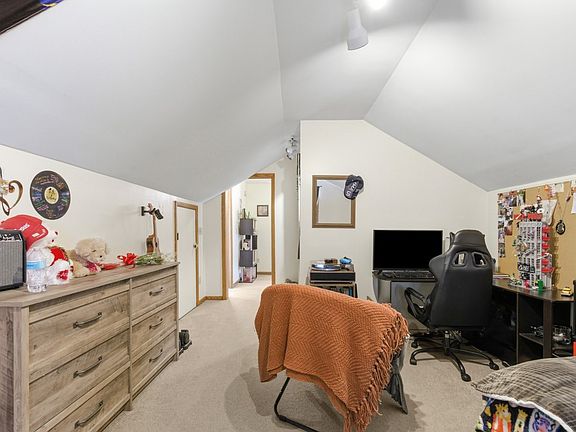 4th image of 2219 Brooksboro Dr