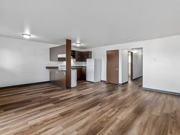 2nd image of 507 10th Ave SE #5