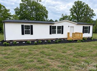 2735 Piney Rd, Morganton, NC 28655