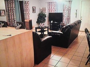 305 Lawrence St APT E, Summit, MS 39666