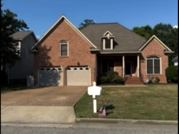 110 Brian Wesley Ct, Yorktown, VA 23693