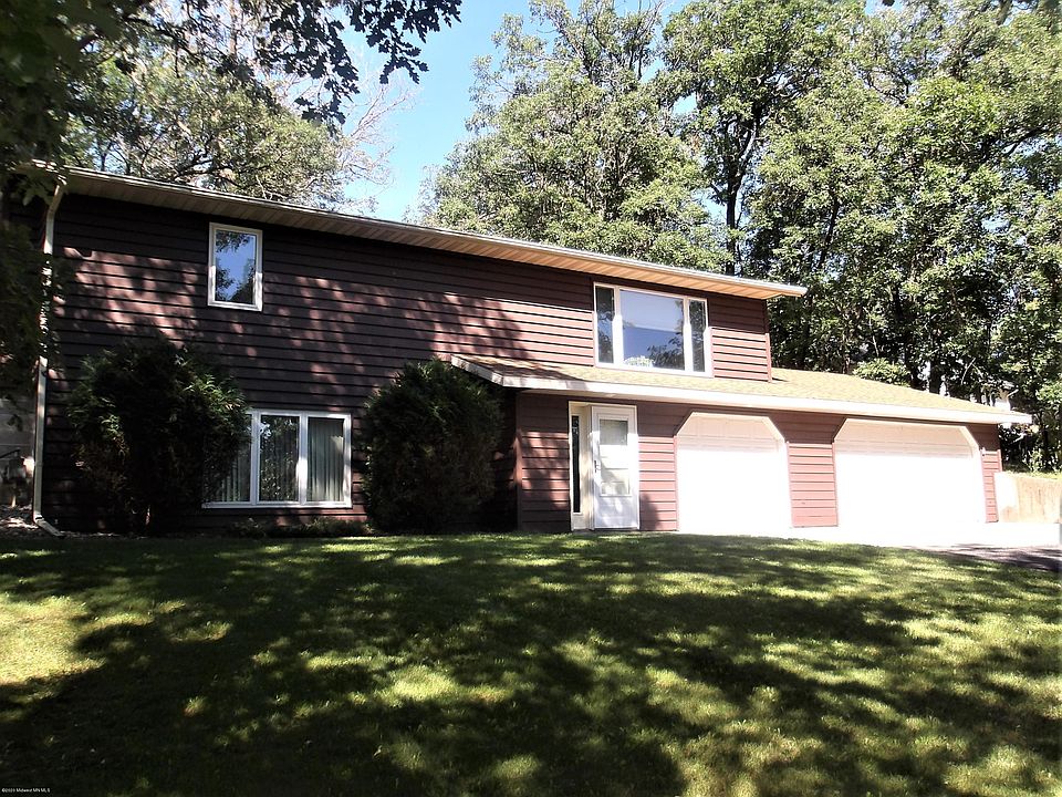1st image of 322 Oak Hills Dr