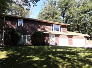 322 Oak Hills Dr, Detroit Lakes, MN 56501
