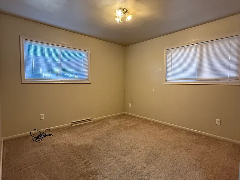 1353 Burcham Dr — Photo 13