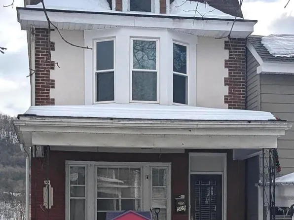 509A Carbon St, Pottsville, PA 17901