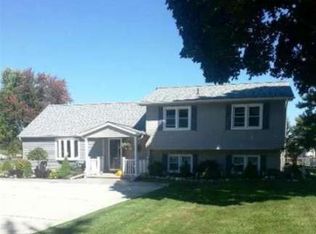 32925 Sutton Rd, Chesterfield, MI 48047